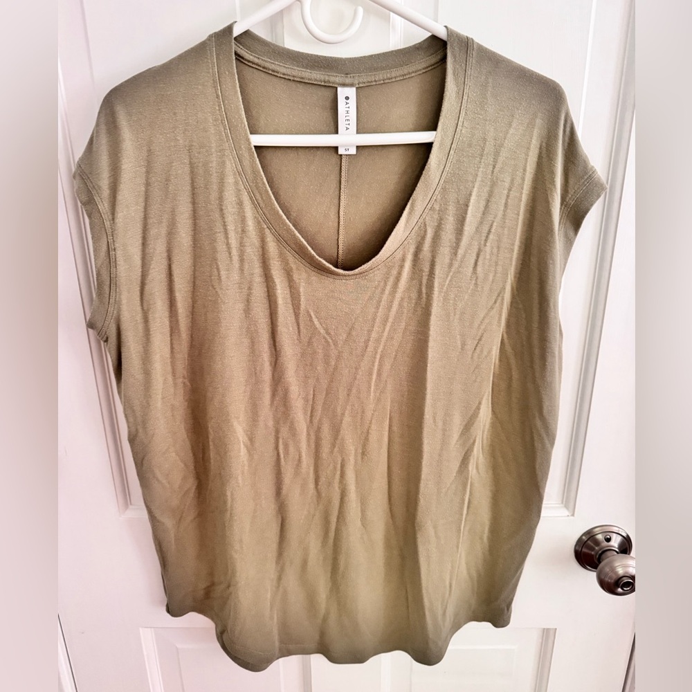 Athleta Green Cap Sleeve Relaxed Tee